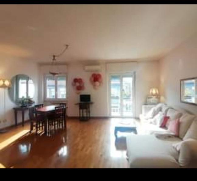 Gelsomino B&B Apartment Ρώμη Εξωτερικό φωτογραφία